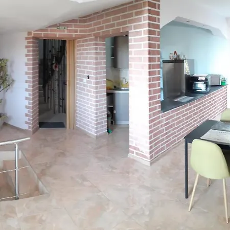 Sunshine Bed & Breakfast Bjala